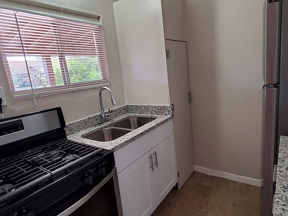 3rd image of 3706 E Fairmount St Unit F1
