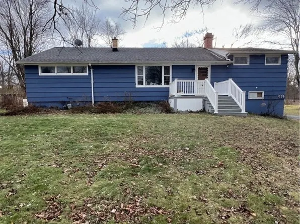335 Dodge Rd, Getzville, NY 14068