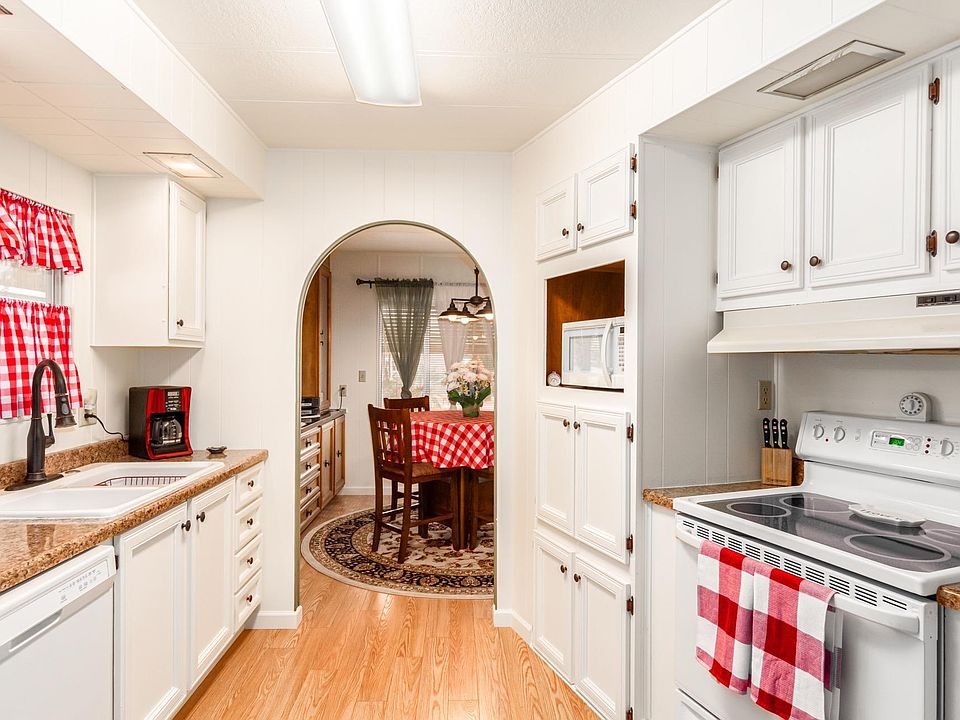 1st image of 10960 N 67th Ave Lot 212