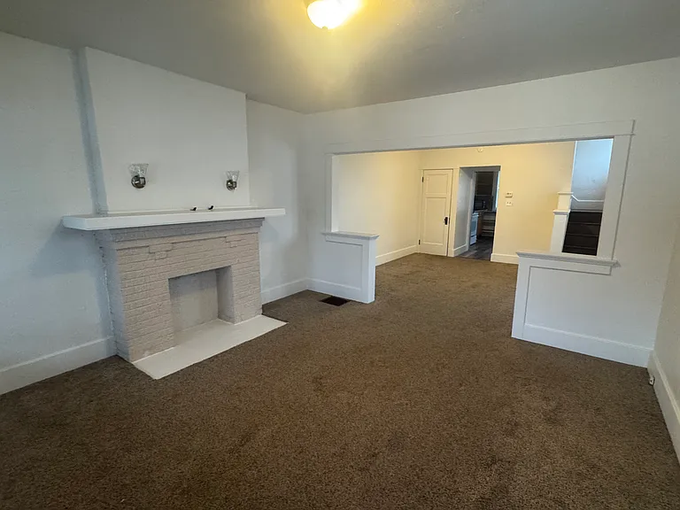 1409 Pursell Ave — Photo 4