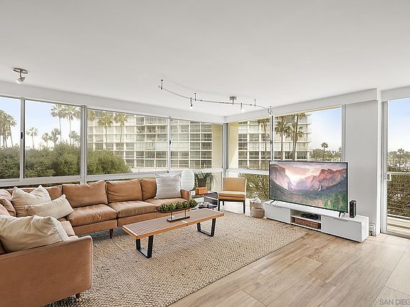5th image of 1720 Avenida Del Mundo Unit 208