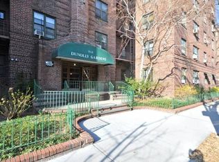 7811 35th Ave APT 4H, Flushing, NY 11372