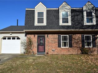 47 Thomas Nelson Dr, Hampton, VA 23666