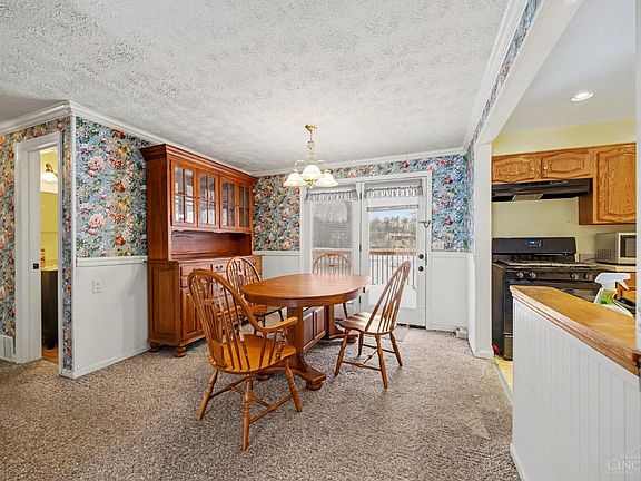 4th image of 735 Loda Dr