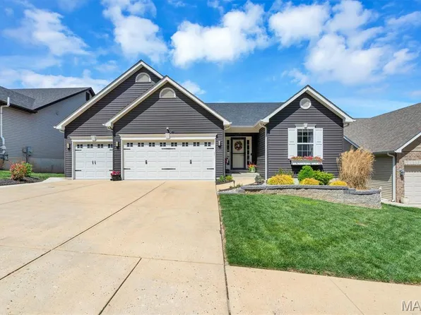 523 Amber Way Ct, Imperial, MO 63052