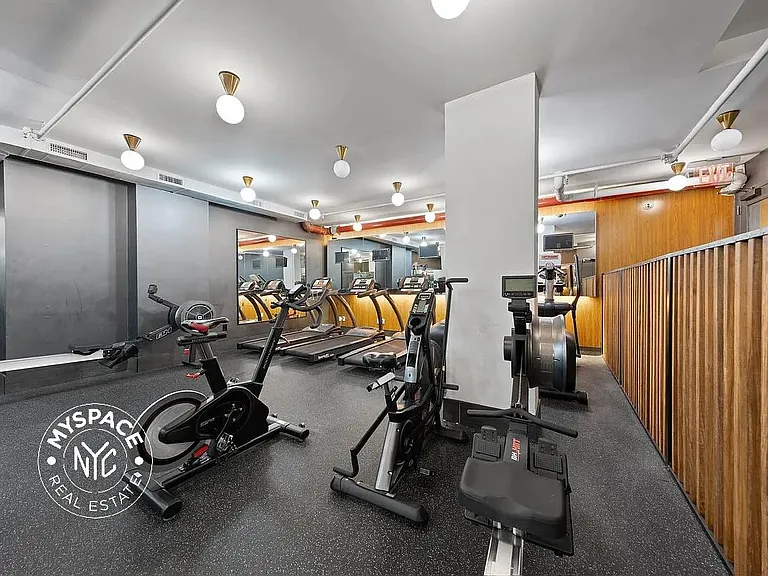 1825 Ocean Ave #B7 — Photo 8