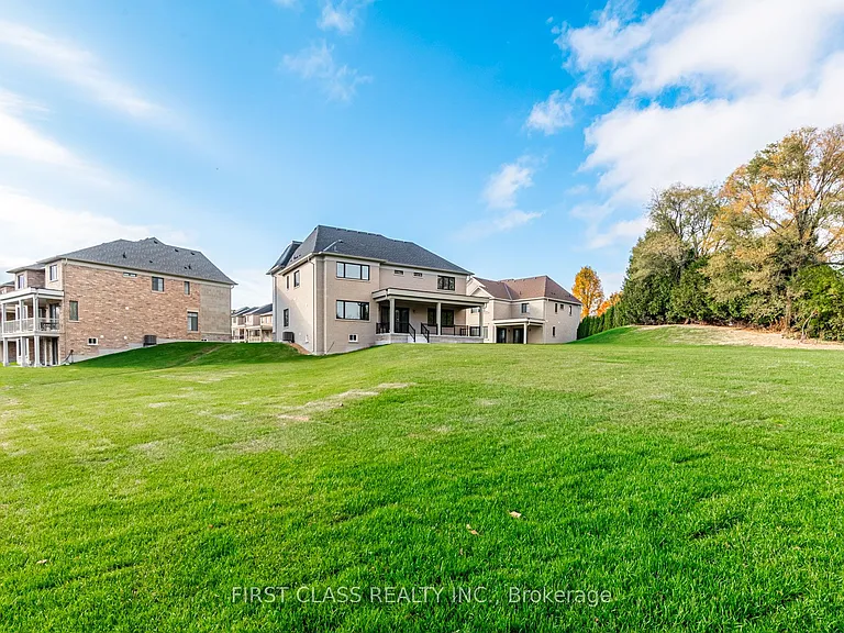 15 Kenneth Campbell Ct — Photo 36