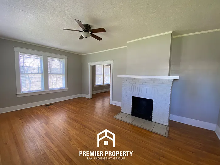 696 N Willett St — Photo 5