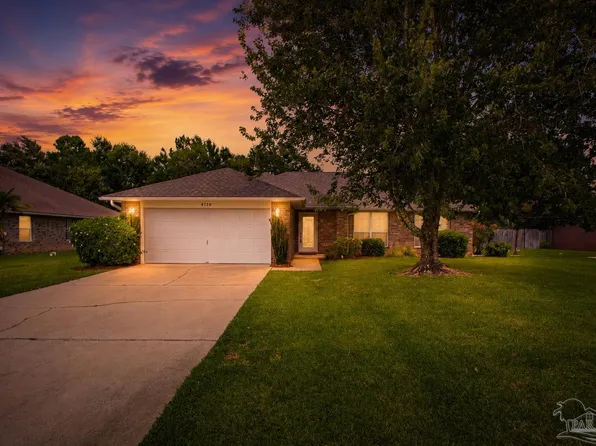 4730 Spears St, Pace, FL 32571