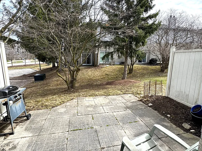 589 Beechwood Dr #49 — Photo 12
