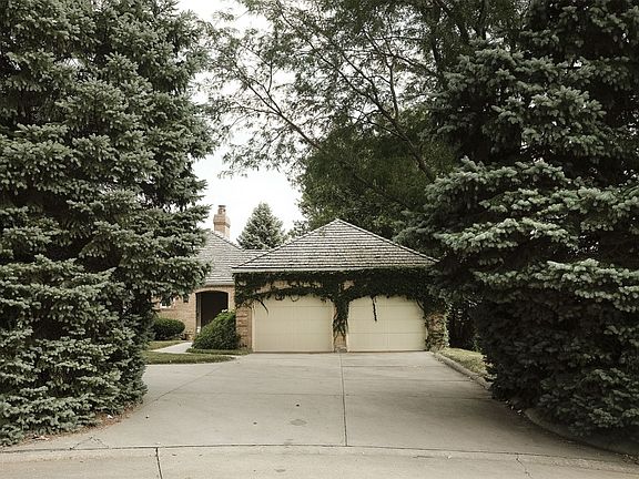 4th image of 510 N Briar Path
