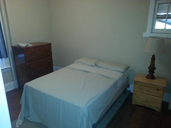 4th image of 1245 Western Ave APT 2