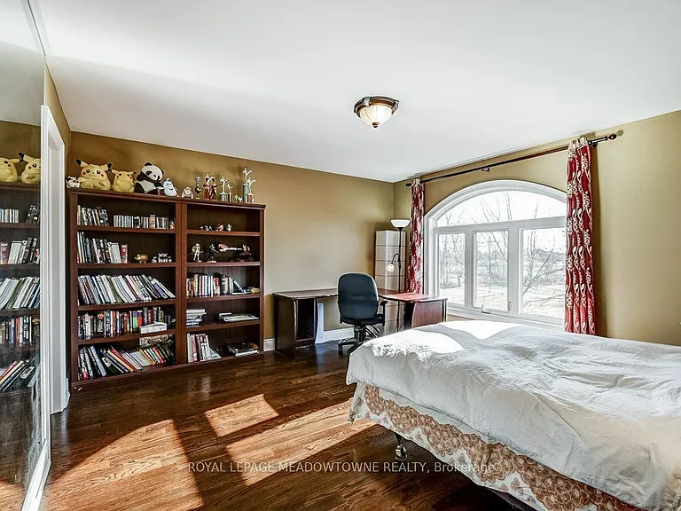 591 Lakeside Ave — Photo 23