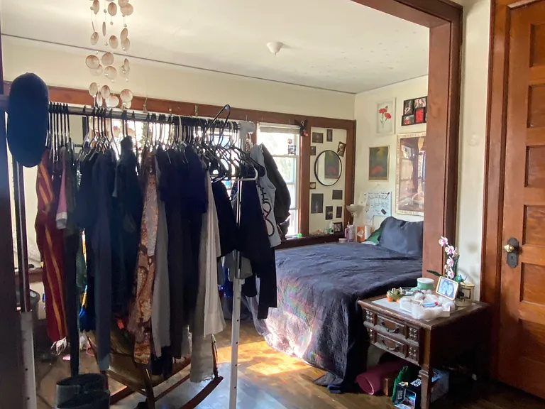 1808 E Webster Pl — Photo 4