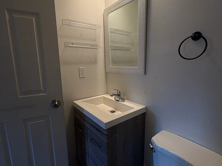 412 Church St #1 — Photo 5