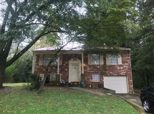 935 Bimini Ln, Forest Park, GA 30297