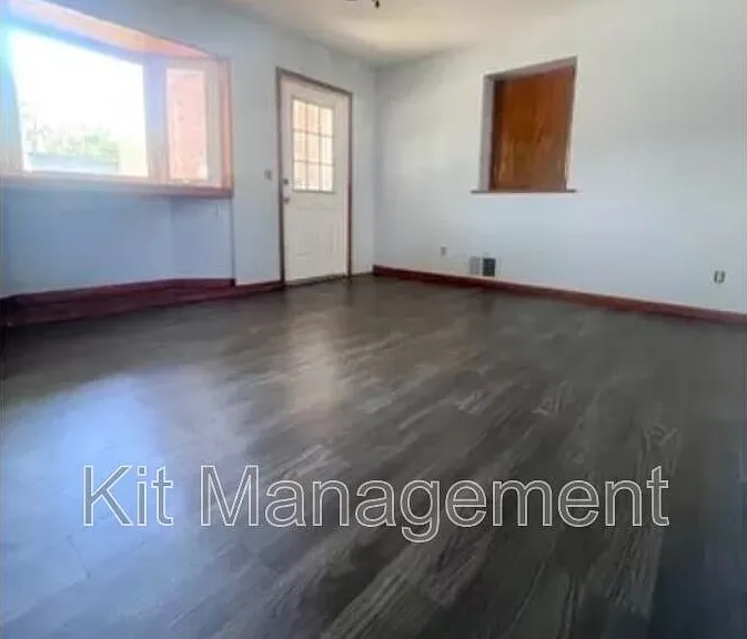 2248 Broadway St #LOWER BACK — Photo 10
