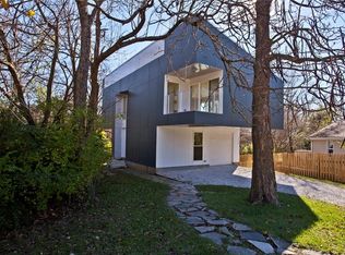 229 E South St, Fayetteville, AR 72701