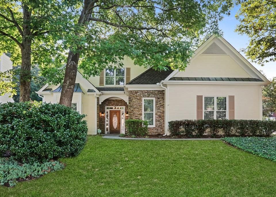 1st image of 1665 Highland Oaks Way