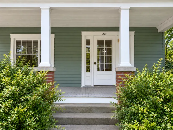 307 E Main St, Adamstown, PA 19501