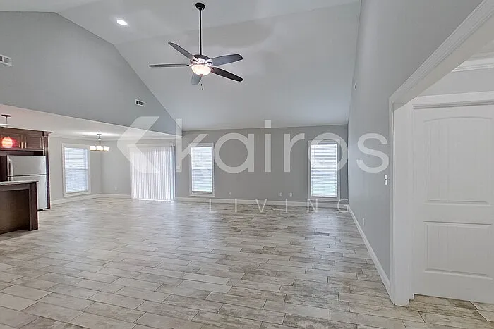 122 Cottonwood Dr — Photo 5