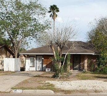 1st image of 212 N 6th St