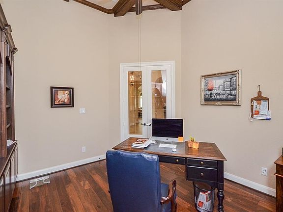 5th image of 19007 Cherry Cove Ln