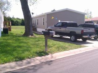 760 SE Ridgeview Dr, Topeka, KS 66609