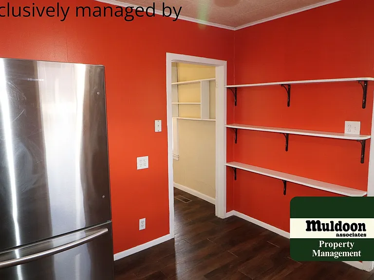 2812 3rd Ave — Photo 3