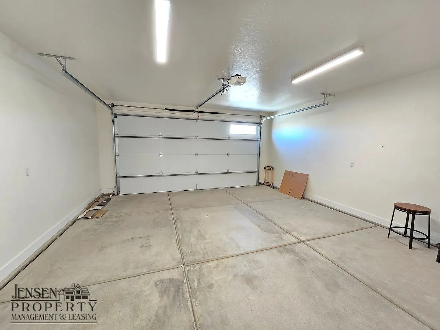 Beautiful New Three Bedroom for rent. — Photo 4