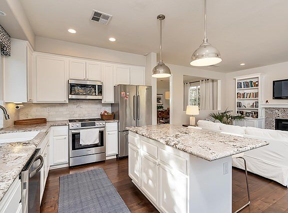 5th image of 2838 Silk Oak Ave