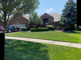 50051 Margaret Ave, Macomb, MI 48044