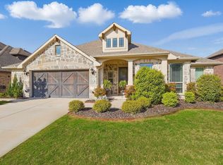 1057 Canterbury Ln, Forney, TX 75126