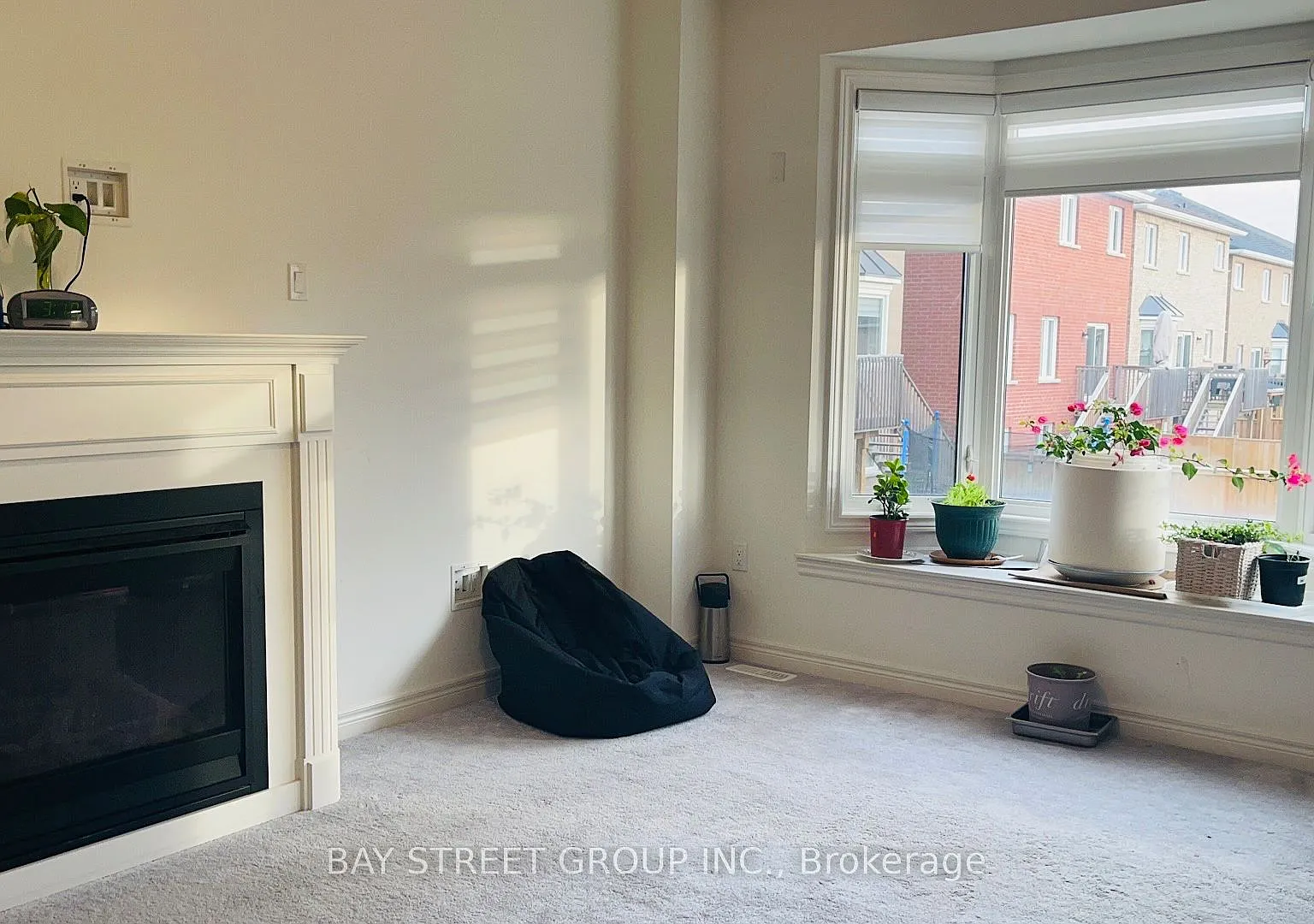 2 bed, $1,900 — Photo 4