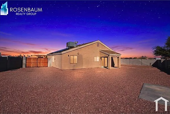 4 bed, 1420 sqft, $1,695 — Photo 1