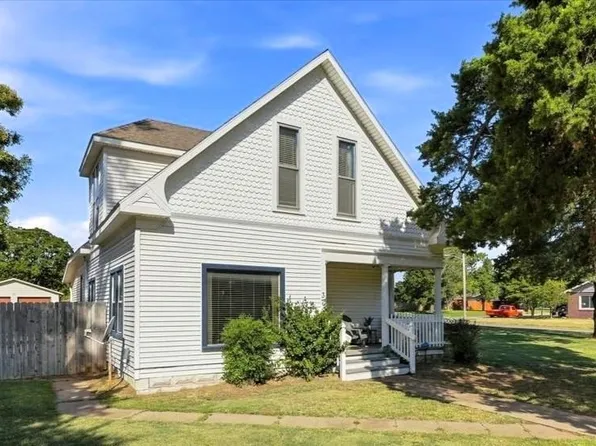 37 N Boyd St, Caldwell, KS 67022