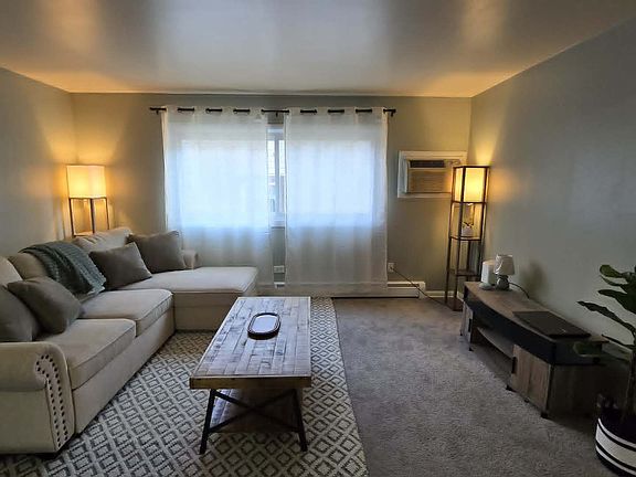 2nd image of 1101 Harlem Ave APT 203