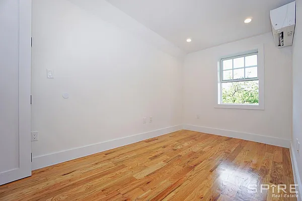 Rented by Spire Group | media 23