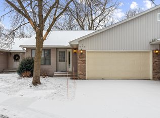 848 E 11th St UNIT B3, New Richmond, WI 54017