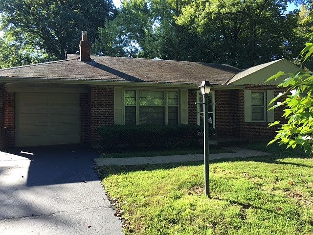 1st image of 1032 Thatcher Ave
