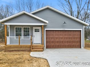 1195 S Wolf Lake Rd, Muskegon, MI 49442