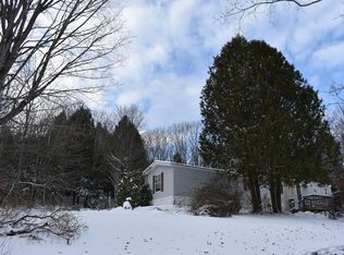 170 Meadow Cross Rd, Topsham, ME 04086