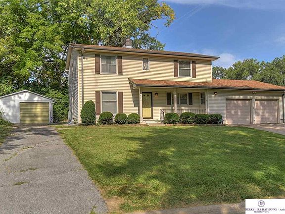 2nd image of 6240 N 51st St