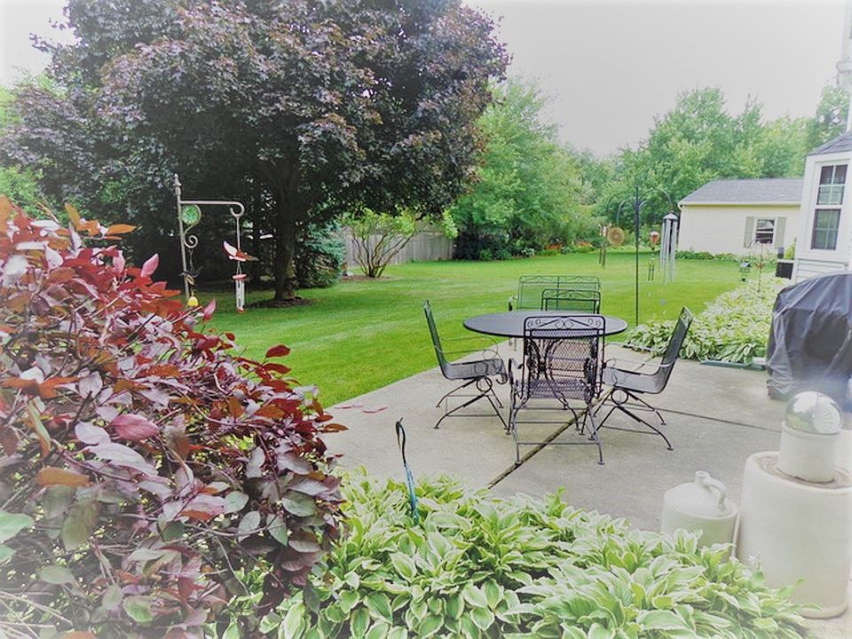 2nd image of 307 Deerfield Way