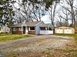 5 Marion St, Schwenksville, PA 19473