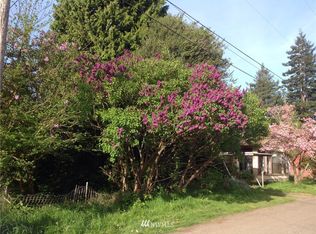 813 Coweeman Ln, Kelso, WA 98626