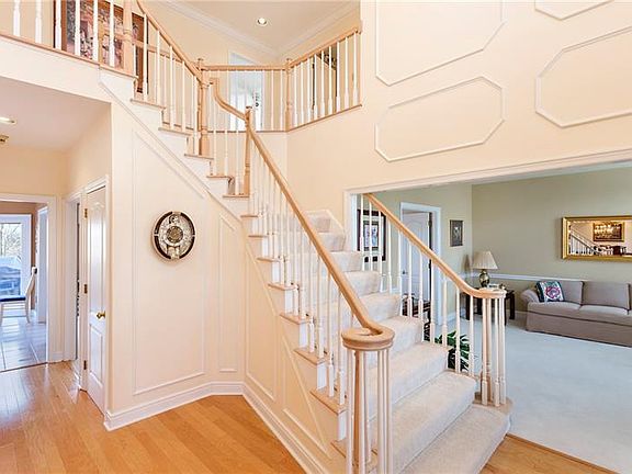 3rd image of 2505 Covington Ct