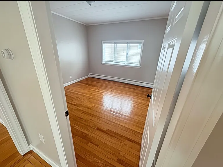 26 Hanover St #1 — Photo 9
