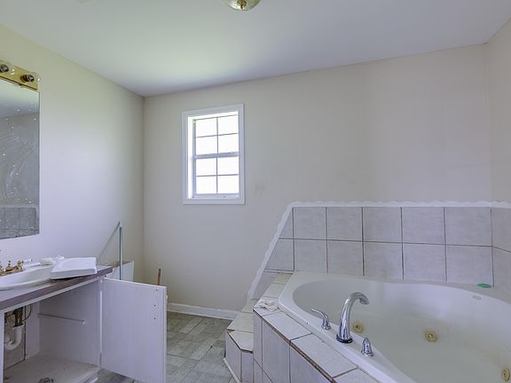 2nd image of 1948 Harmon Johnson Rd #1