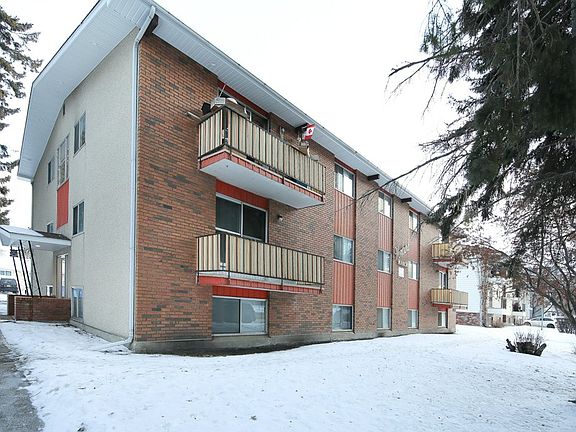 2nd image of 5126 43rd St #201